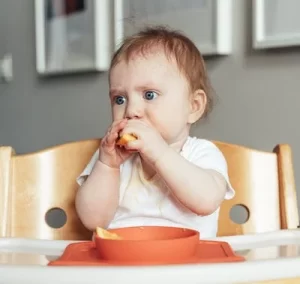 الغذاء الصحي للأطفال الرضع