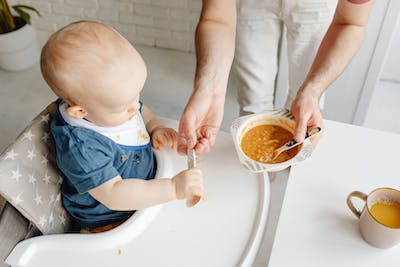 الغذاء الصحي للأطفال الرضع
