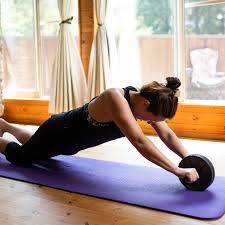 فوائد تمرين بلانك وكيفية القيام به