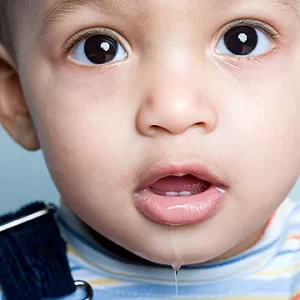 نصائح عند تسنين الطفل