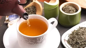 أخطاء تجنبها عند شرب الشاي الأخضر