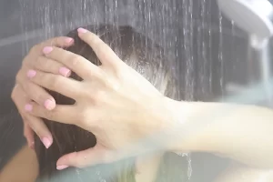 حمام دافىء للشعر